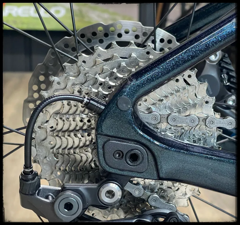 Giant Revolt Advanced 2 Medium Starry Night 2022-7